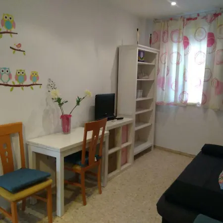 Apartamento Mentidero Plaza דירה