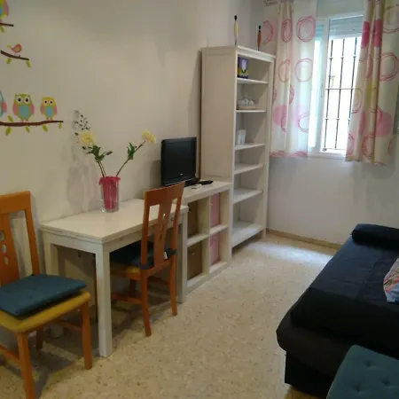 Apartamento Mentidero Plaza דירה
